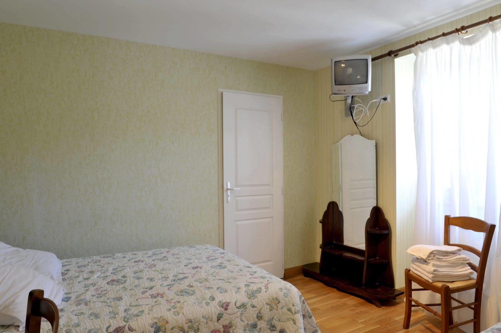 Hotel Restaurant Noblia Bidarray Kültér fotó